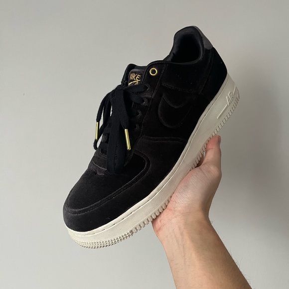 NIKE // AF1 '07 PRM 3 - Picture 3 of 5